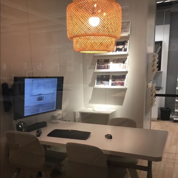 Meet your Posher - Picture 4 of 5